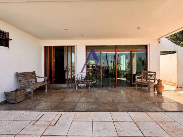 Casa / Sobrado para Venda em Vitória/ES Ilha do Boi 4 Quartos