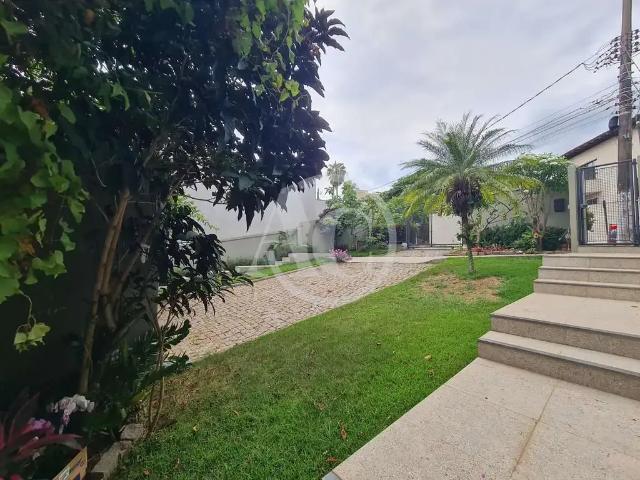 Casa / Sobrado para Venda em Vitória/ES Ilha do Boi 6 Quartos