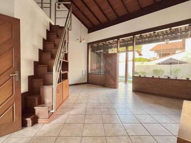 Casa / Sobrado para Venda em Vitória/ES Mata da Praia 3 Quartos