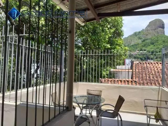 Casa / Sobrado para Venda em Vitória/ES Santa Cecília 5 Quartos
