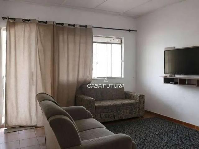 Casa / Sobrado para Venda em Volta Redonda/RJ Conforto 3 Quartos