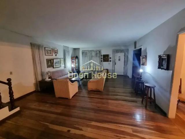 Casa / Sobrado para Venda em Volta Redonda/RJ Bela Vista 5 Quartos