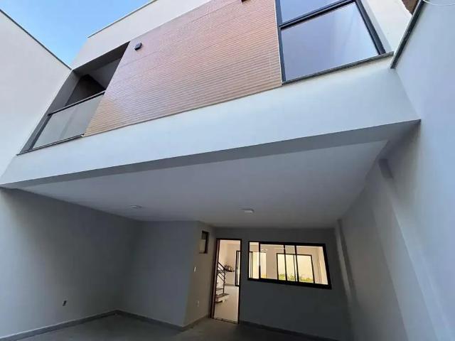 Casa / Sobrado para Venda em Volta Redonda/RJ Jardim Primavera 3 Quartos