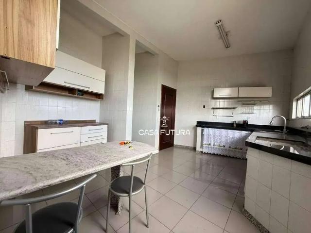 Casa / Sobrado para Venda em Volta Redonda/RJ Jardim Suíça 4 Quartos