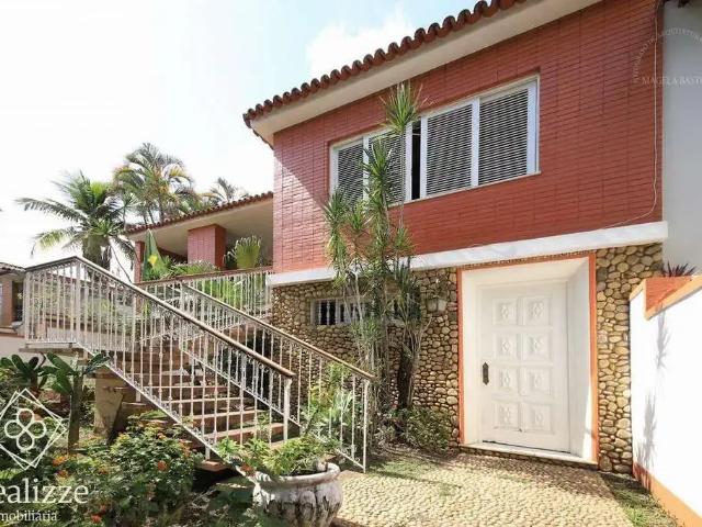 Casa / Sobrado para Venda em Volta Redonda/RJ Laranjal 4 Quartos