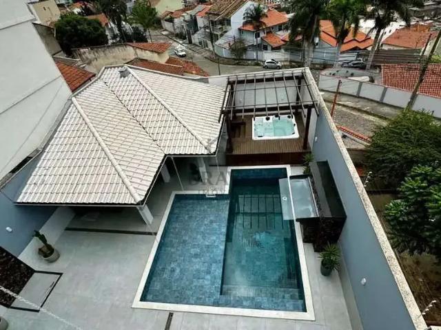 Casa / Sobrado para Venda em Volta Redonda/RJ Morada da Colina 3 Quartos