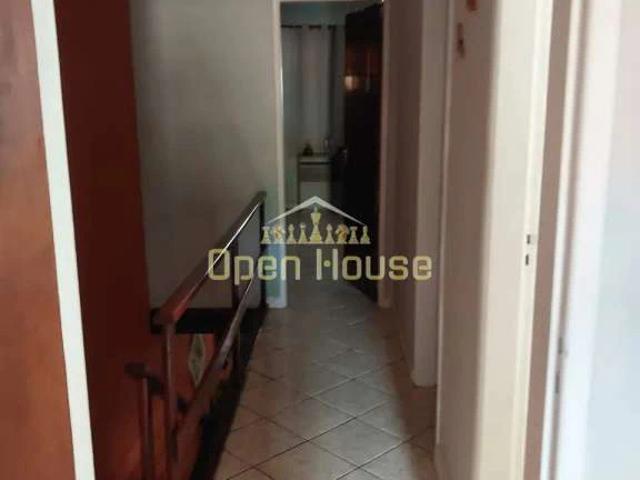 Casa / Sobrado para Venda em Volta Redonda/RJ São Luiz 3 Quartos
