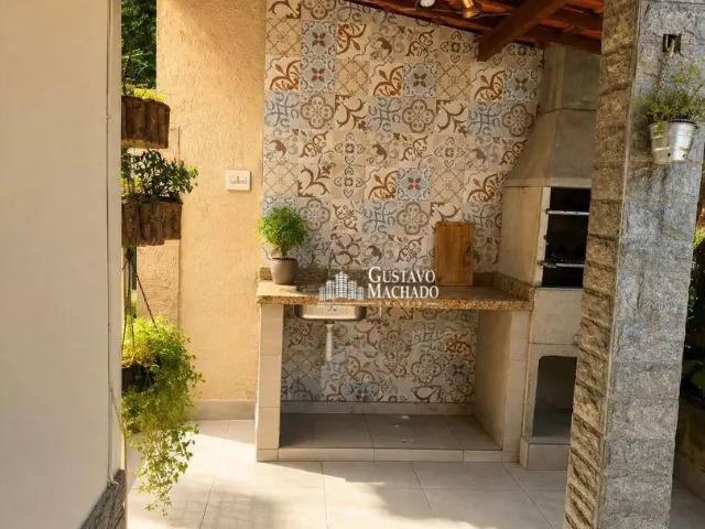 Casa / Sobrado para Venda em Volta Redonda/RJ Vila Mury 4 Quartos