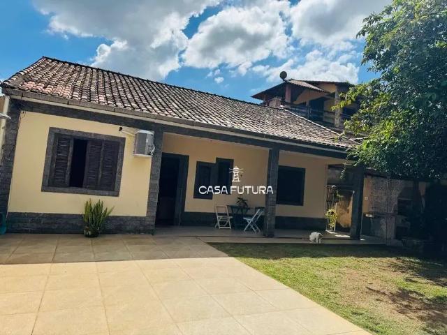 Casa / Sobrado para Venda em Volta Redonda/RJ Vila Mury 4 Quartos