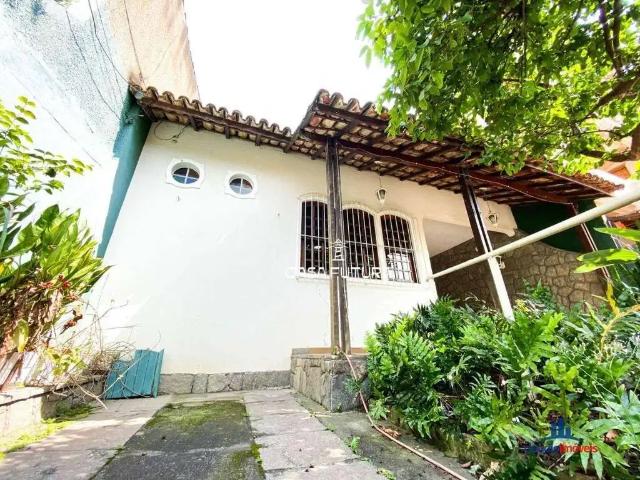 Casa / Sobrado para Venda em Volta Redonda/RJ Vila Santa Cecília 3 Quartos