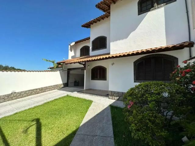 Casa / Sobrado para Venda em Volta Redonda/RJ Vila Santa Cecília 4 Quartos