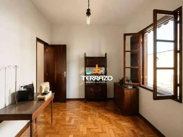 Casa / Sobrado para Venda em Volta Redonda/RJ Vila Santa Cecília 5 Quartos