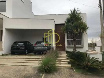 Casa / Sobrado para Venda em Votorantim/SP Chácaras Residenciais Santa Maria 3 Quartos