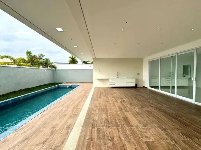 Casa / Sobrado para Venda em Votorantim/SP Alphaville Nova Esplanada 4 Quartos