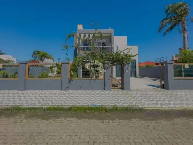 Casa / Sobrado para Venda em Xangri Lá/RS Atlântida 3 Quartos