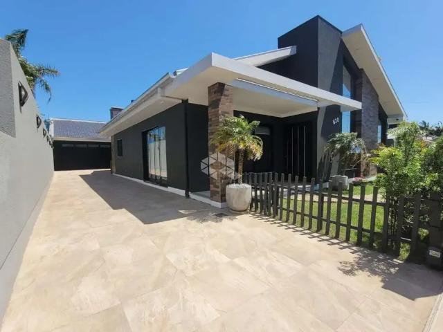 Casa / Sobrado para Venda em Xangri Lá/RS Atlântida 4 Quartos