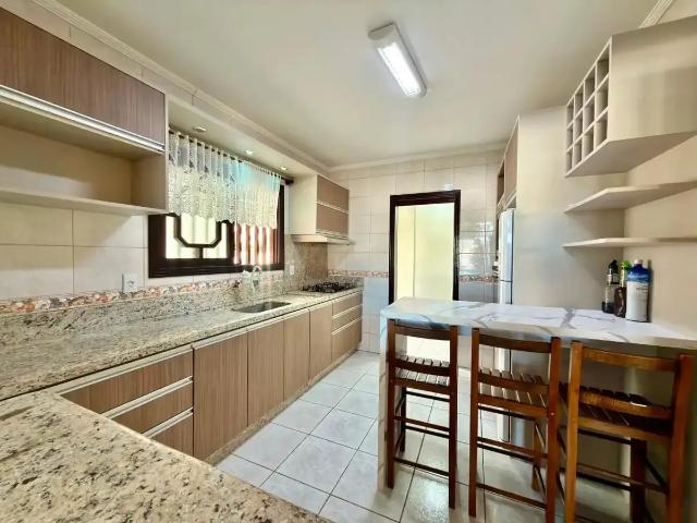 Casa / Sobrado para Venda em Xangri Lá/RS Centro 3 Quartos