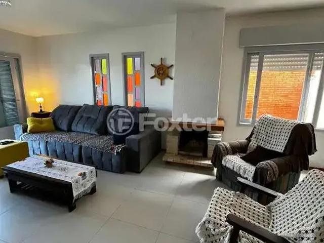 Casa / Sobrado para Venda em Xangri Lá/RS Centro 4 Quartos