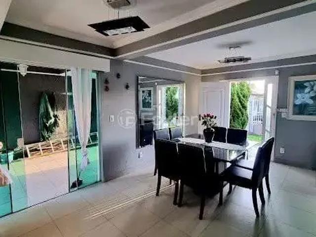 Casa / Sobrado para Venda em Xangri Lá/RS Centro 4 Quartos