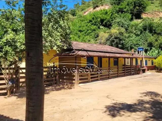 Casa / Sobrado para Venda em Governador Valadares/MG Zona Rural 1 Quartos