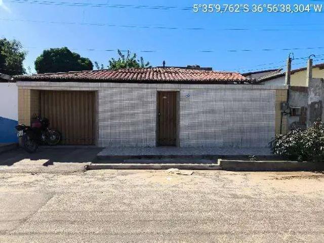 Casa / Sobrado para Venda em Açu/RN Parati 2000 1 Quartos