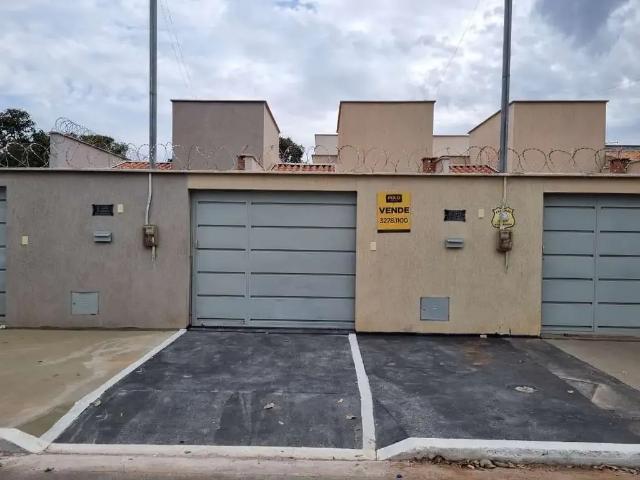 Casa / Sobrado para Venda em Abadia de Goiás/GO Fazenda Dourados 2 Quartos