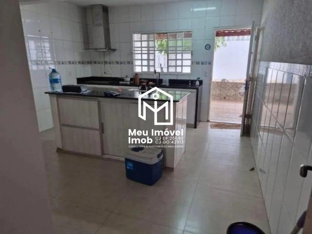 Casa / Sobrado para Venda em Águas Claras/DF Arniqueiras 3 Quartos