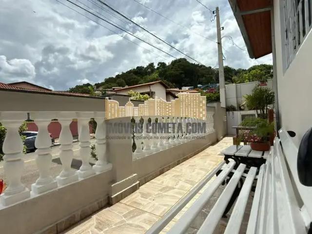 Casa / Sobrado para Venda em Águas da Prata/SP Centro 3 Quartos