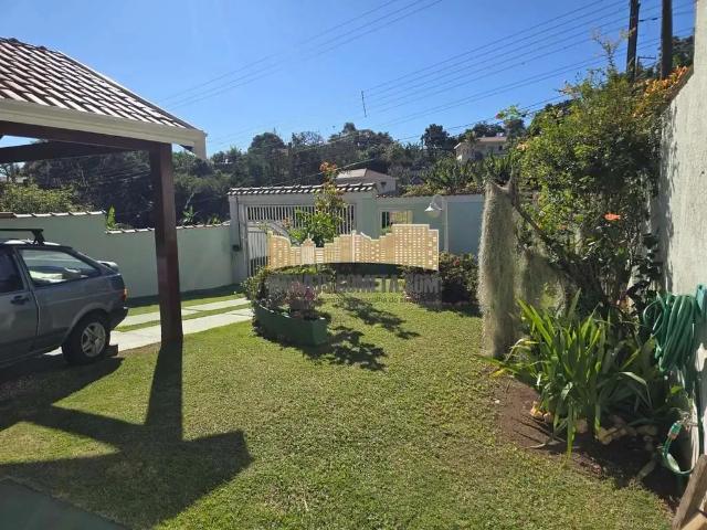 Casa / Sobrado para Venda em Águas da Prata/SP Jardim Das Paineiras 3 Quartos