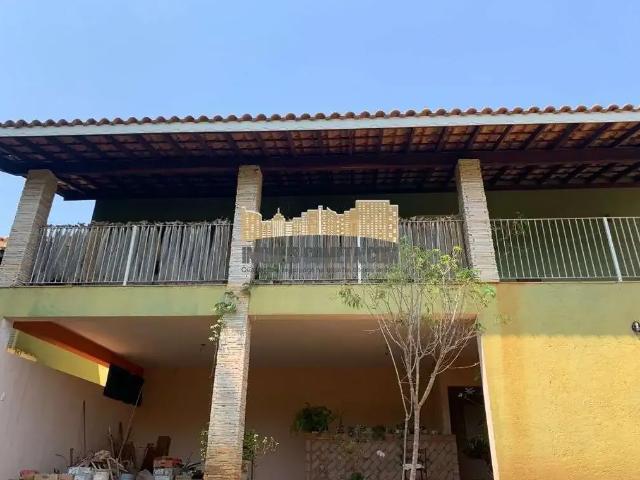 Casa / Sobrado para Venda em Águas da Prata/SP Fonte Platina 3 Quartos
