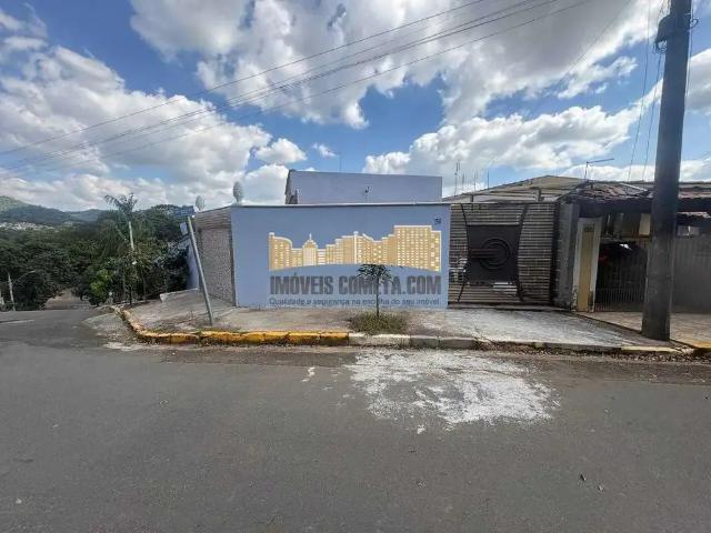Casa / Sobrado para Venda em Águas da Prata/SP Jardim Brandão 4 Quartos