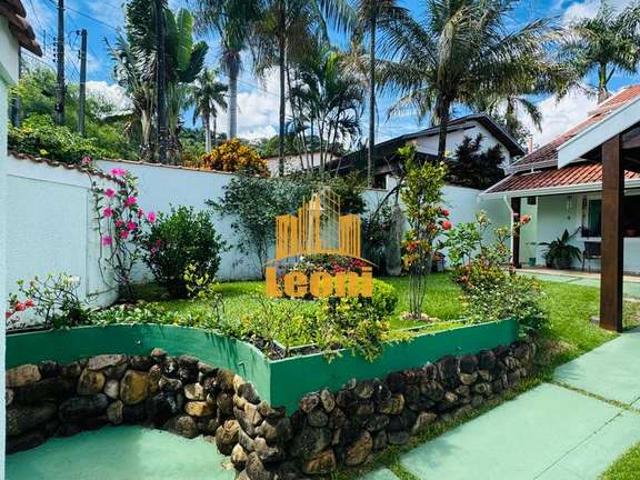 Casa / Sobrado para Venda em Águas da Prata/SP Jardim Das Paineiras 3 Quartos