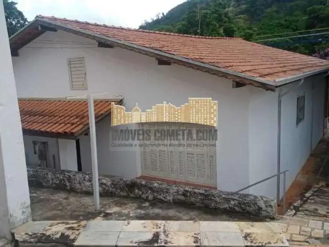 Casa / Sobrado para Venda em Águas da Prata/SP Vila Três Irmãos 5 Quartos