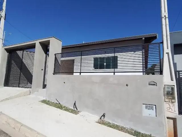 Casa / Sobrado para Venda em Águas de Lindóia/SP Monte Belo 3 Quartos