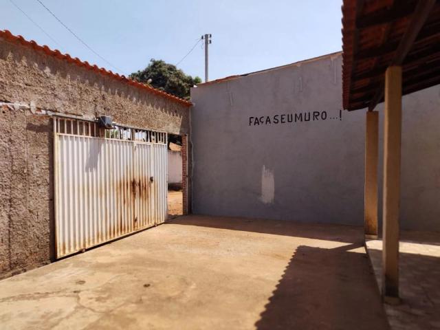 Casa / Sobrado para Venda em Águas Lindas de Goiás/GO Jardim das Laranjeiras I 2 Quartos