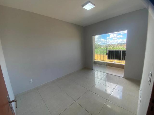 Casa / Sobrado para Venda em Águas Lindas de Goiás/GO Mansões Odisséia 2 Quartos