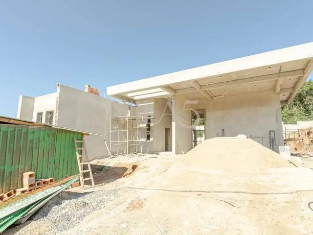 Casa / Sobrado para Venda em Almirante Tamandaré/PR Lamenha Pequena 5 Quartos
