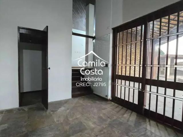 Casa / Sobrado para Venda em Alagoinhas/BA Centro 4 Quartos