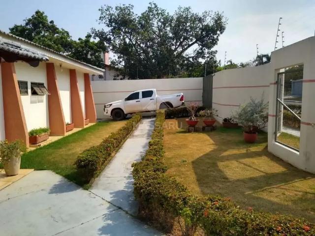 Casa / Sobrado para Venda em Alta Floresta/MT Centro 3 Quartos