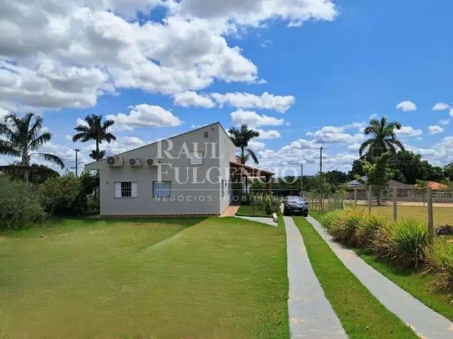 Casa / Sobrado para Venda em Alvorada do Sul/PR Jardim Vila Alvorada 4 Quartos