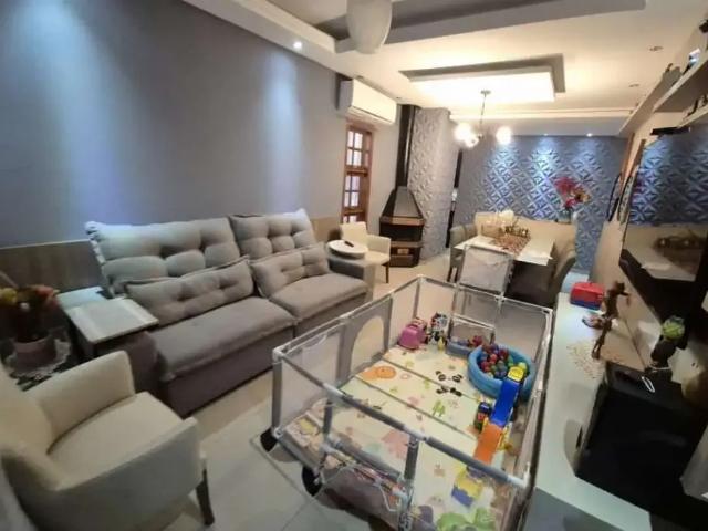Casa / Sobrado para Venda em Alvorada/RS Formoza 5 Quartos