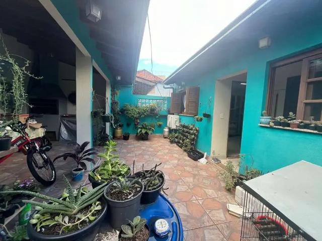 Casa / Sobrado para Venda em Alvorada/RS Jardim Algarve 2 Quartos