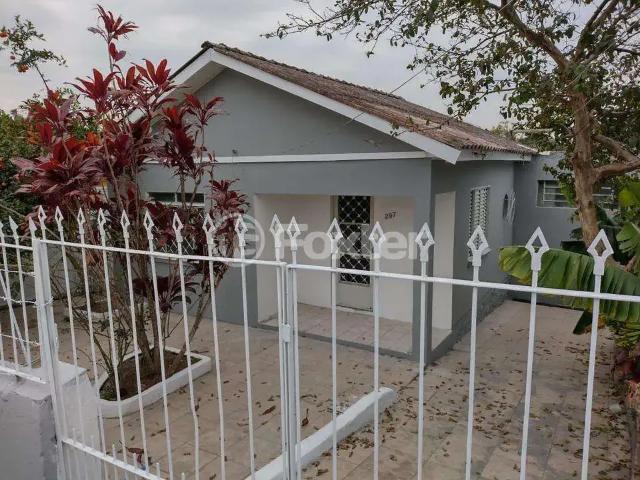 Casa / Sobrado para Venda em Alvorada/RS Passo do Feijó 3 Quartos