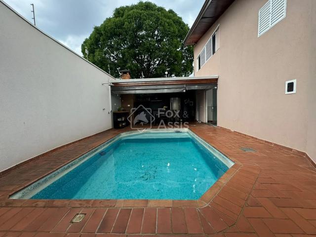 Casa / Sobrado para Venda em Americana/SP Chácara Machadinho I 4 Quartos
