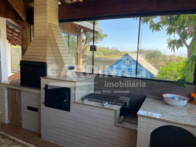 Casa / Sobrado para Venda em Américo Brasiliense/SP Jardim São José 2 Quartos