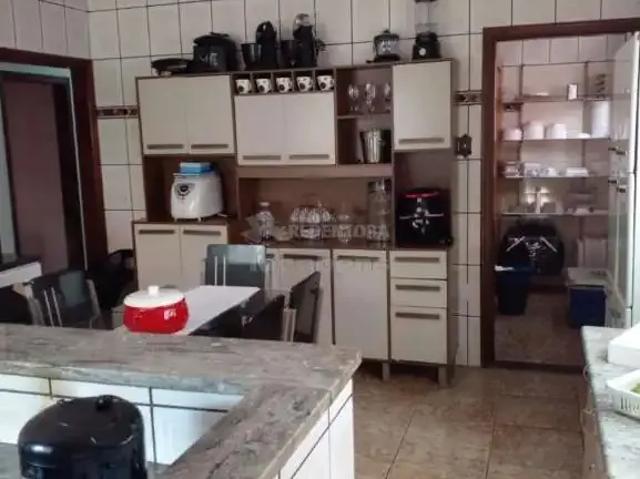 Casa / Sobrado para Venda em Américo Brasiliense/SP Jardim São José 3 Quartos