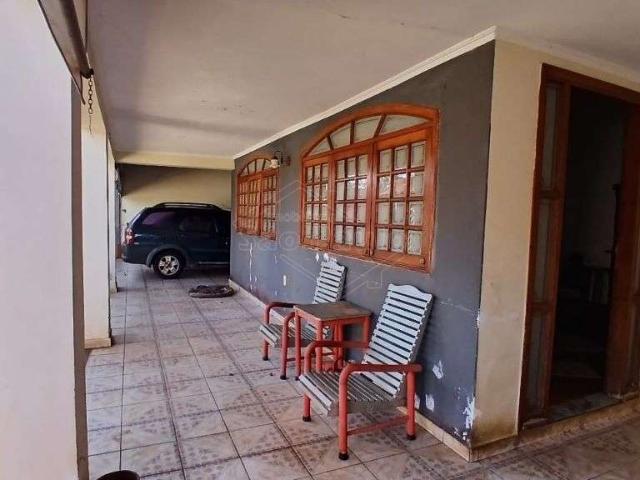 Casa / Sobrado para Venda em Américo Brasiliense/SP Nova Vila Cerqueira 3 Quartos