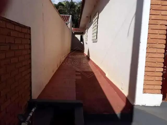 Casa / Sobrado para Venda em Américo Brasiliense/SP Vila Cerqueira 3 Quartos