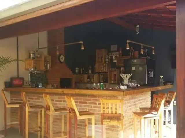 Casa / Sobrado para Venda em Amparo/SP Centro 3 Quartos