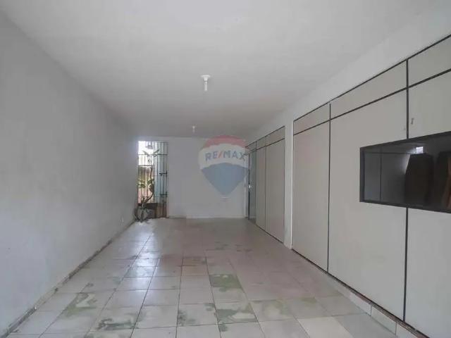 Casa / Sobrado para Venda em Ananindeua/PA Centro 5 Quartos